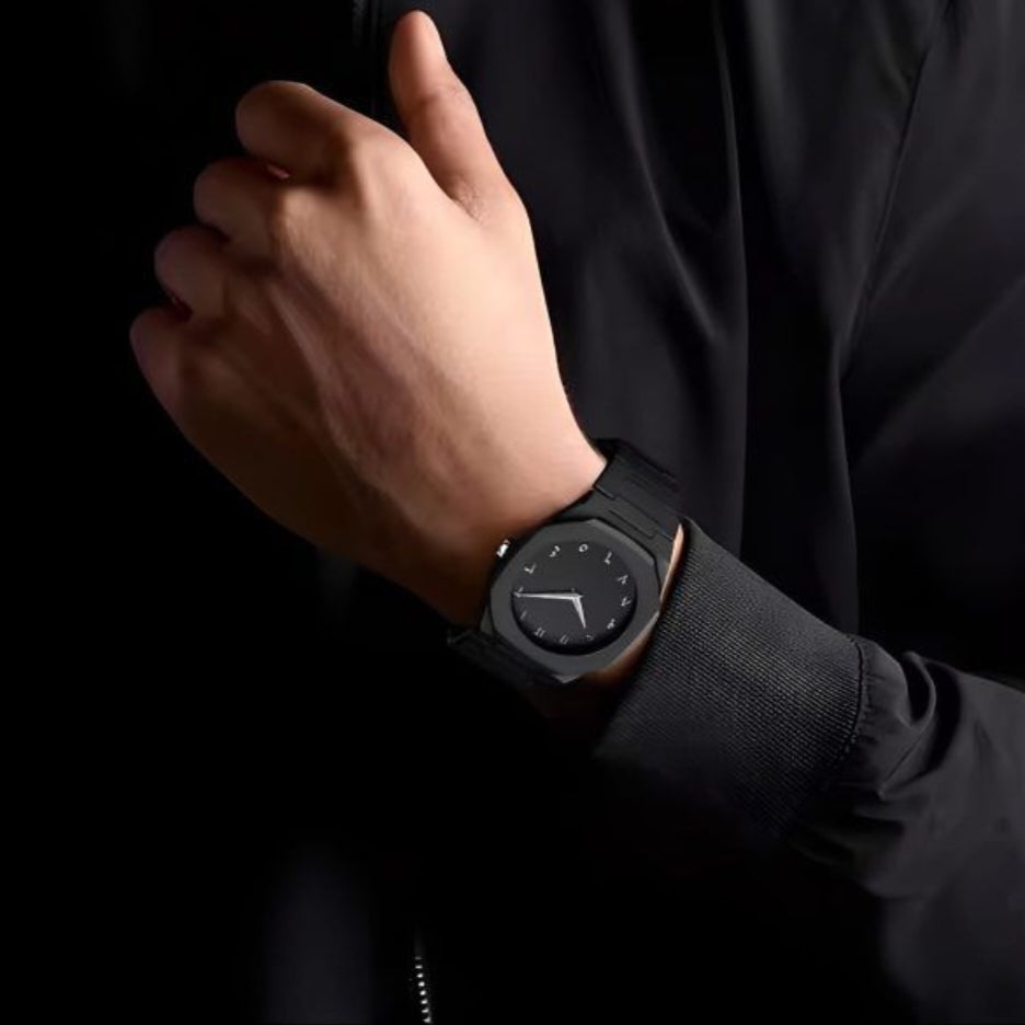 Aura Noir Quartz Watch