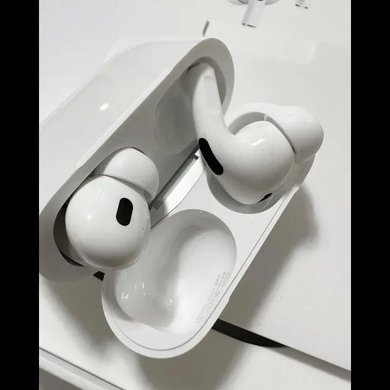 White Bluetooth 5.3 Earbuds