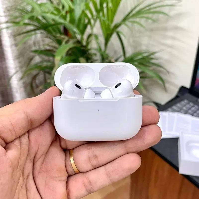 White Bluetooth 5.3 Earbuds